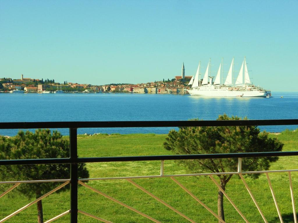 Stella Mare Apartments Rovinj Exterior photo