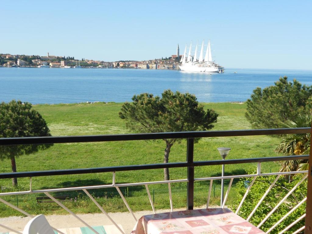 Stella Mare Apartments Rovinj Exterior photo